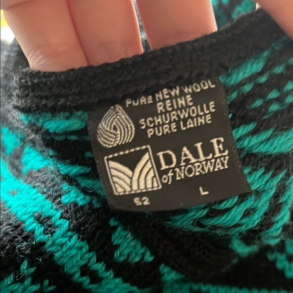 VINTAGE RARE DALE OF NORWAY WOOL SWEATER SIZE LARGE - Picture 3 of 4